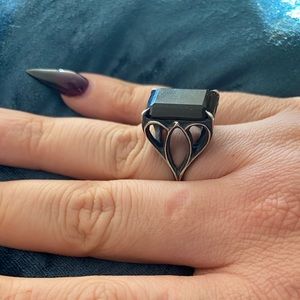 Ecclesia Basilica ring in onyx size 9